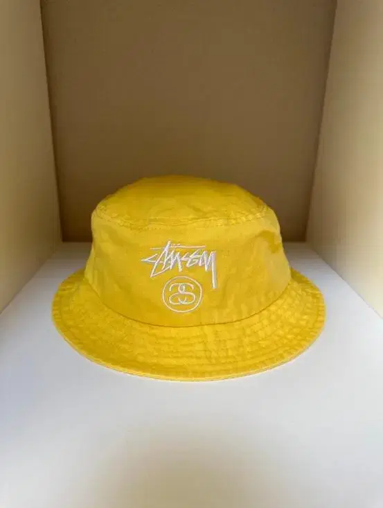 Stussy 스투시 옐로우 버킷햇